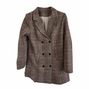 Classic Plaid Double-Breasted Women's Blazer